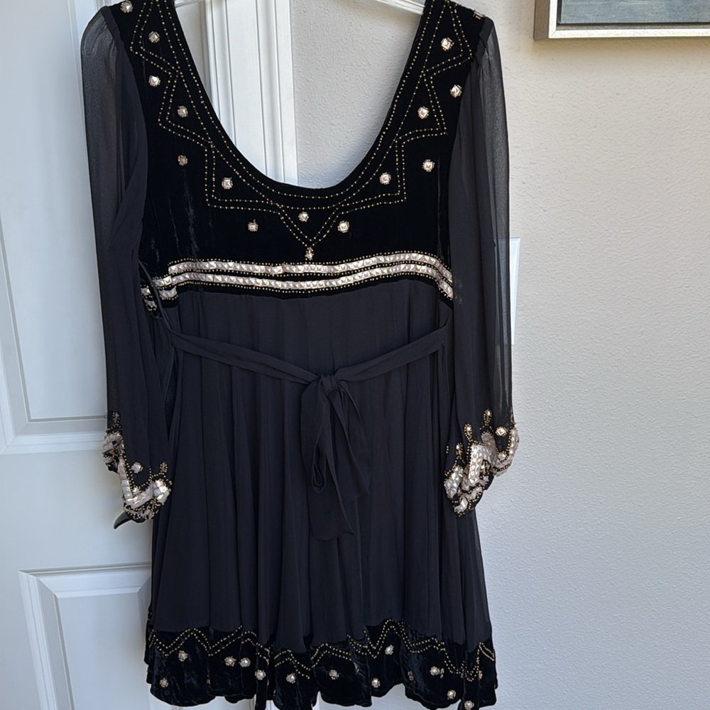 Vintage Collection silk & velvet sequined mini-dress - size medium - Picture 5 of 8